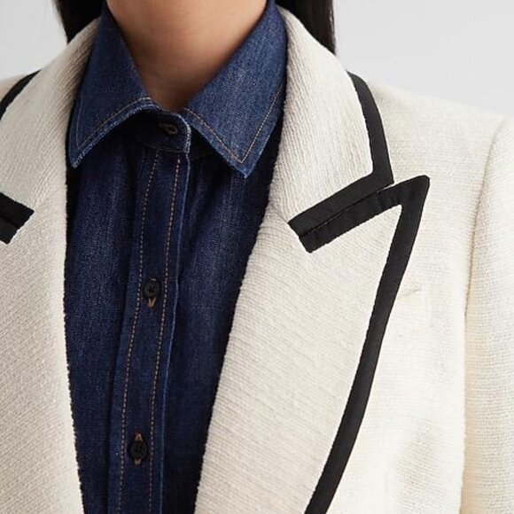 Express Women's White Tweed Double Breasted Button Blazer Size Medium - Picture 3 of 7